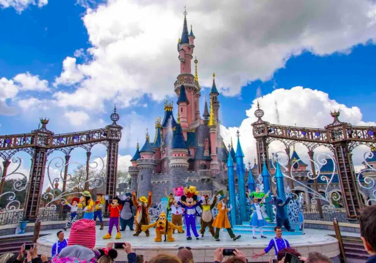 Creative Suite Disneyland Paris Serris Exterior photo